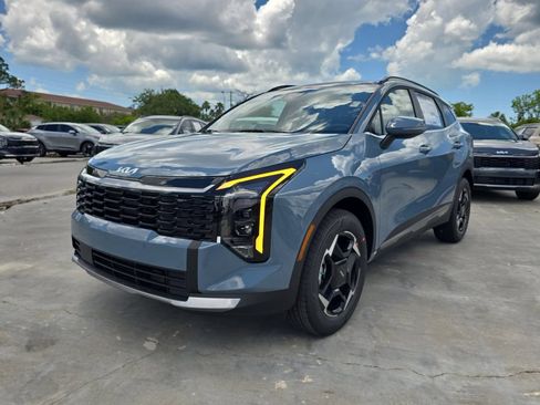 New 2026 Kia Sportage EX AWD/4WD image 4