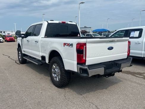 Used 2026 Ford F250 Lariat w/ Lariat Premium Package AWD/4WD image 4