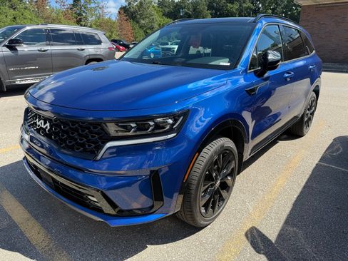 Used 2023 Kia Sorento SX AWD/4WD image 5