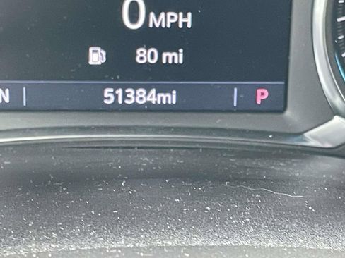 Used 2023 Chevrolet Traverse LT image 38