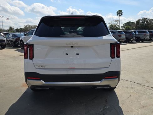 New 2026 Kia Sorento S w/ S Panoramic Sunroof Package FWD image 7