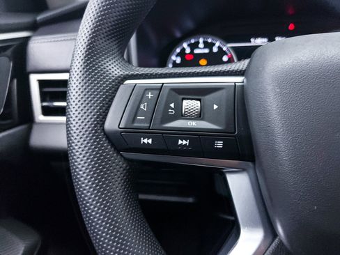 New 2025 Mitsubishi Outlander ES image 22