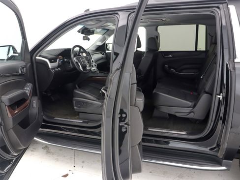 Used 2017 GMC Yukon XL SLT w/ Open Road Package image 21