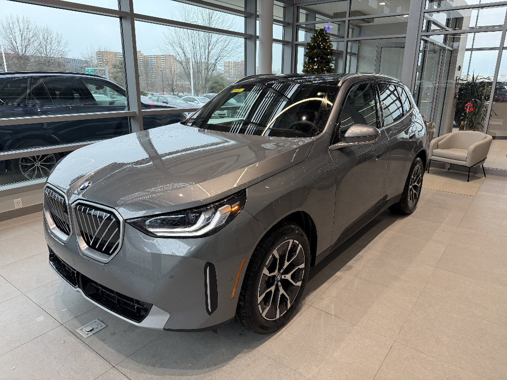 New 2026 BMW X3 xDrive30i w/ Premium Package AWD/4WD image 3