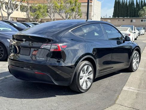Used 2020 Tesla Model Y Long Range image 4