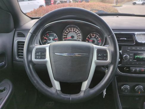 Used 2013 Chrysler 200 Touring w/ Cold Weather Group image 22