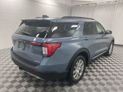 Used 2025 Ford Explorer Active w/ Active Comfort Package AWD/4WD image 5