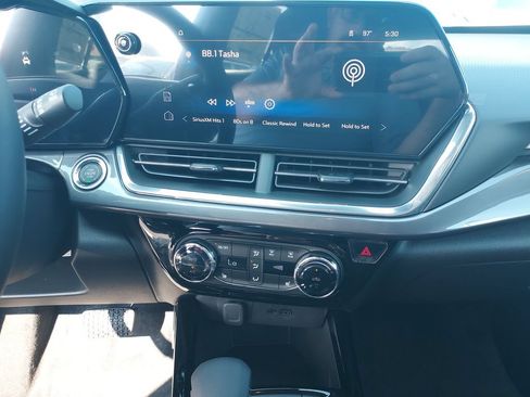 New 2026 Chevrolet Trax ACTIV w/ Driver Confidence Package FWD image 18