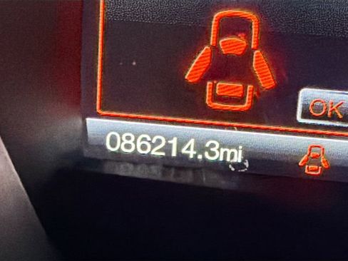 Used 2016 Ford Fusion SE image 12