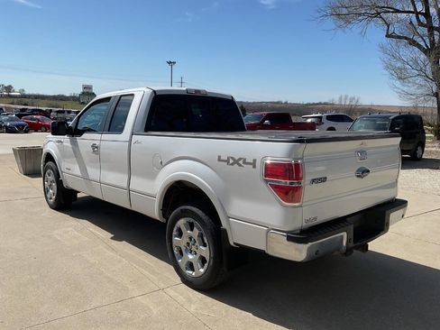 Used 2011 Ford F150 Lariat w/ Lariat Chrome Pkg image 11