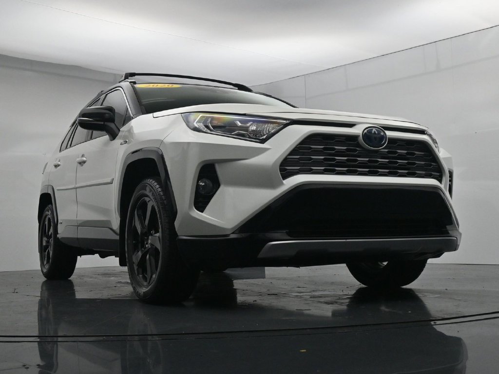 Used 2020 Toyota RAV4 XSE w/ All Weather Liner Package AWD/4WD image 33