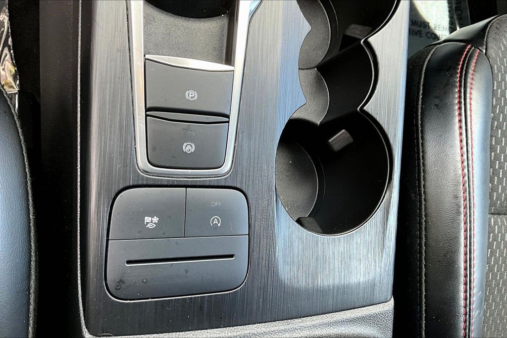 Used 2025 Ford Escape ST-Line FWD image 17
