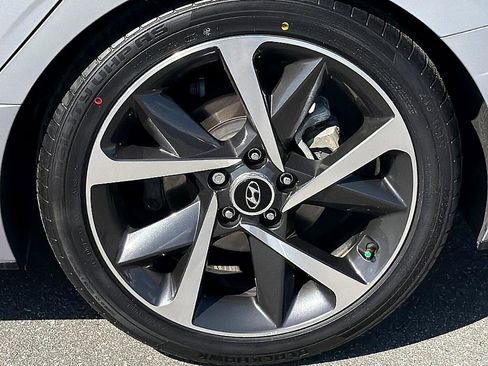 Used 2023 Hyundai Sonata SEL Plus image 5