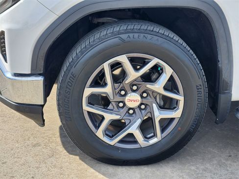 Used 2023 GMC Sierra 1500 SLT image 11