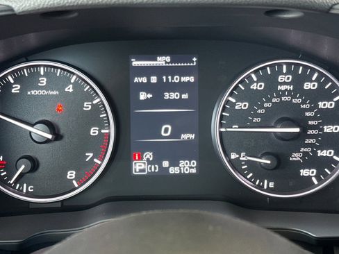 Certified 2025 Subaru Crosstrek 2.5i Limited w/ Crosstrek Mirror Package image 27