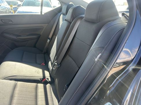 Used 2025 Nissan Altima 2.5 SV image 37