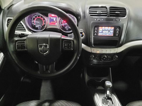 Used 2015 Dodge Journey SXT w/ Flexible Seating Group image 22