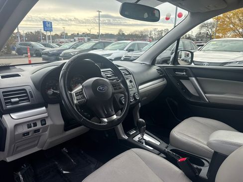 Used 2015 Subaru Forester 2.5i Limited image 15