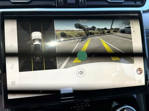 New 2025 Jaguar F-PACE R-Dynamic S image 20