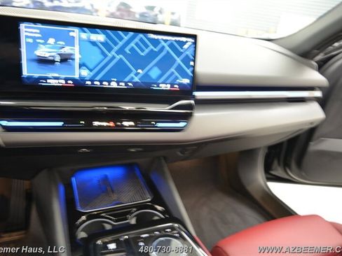 Used 2024 BMW 530i w/ M Sport Package image 32