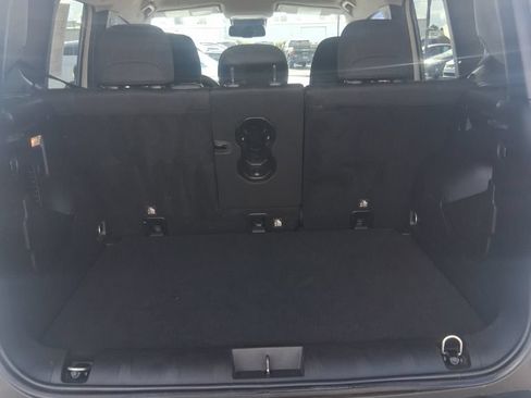 Used 2020 Jeep Renegade Trailhawk w/ Popular Equipment Group AWD/4WD image 10