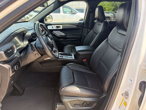 Used 2023 Ford Explorer ST w/ Equipment Group 401A AWD/4WD image 5