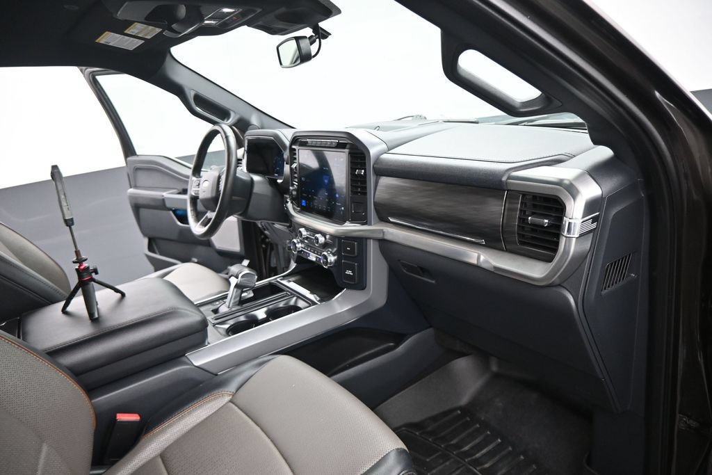 Used 2024 Ford F150 Lariat w/ Bed Utility Package AWD/4WD image 19