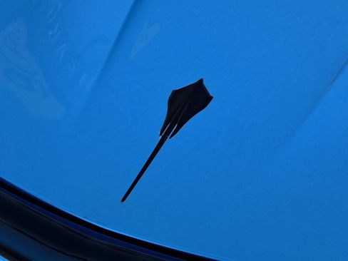 Used 2021 Chevrolet Corvette 2dr Stingray Conv w/ Z51 Performance Package image 24