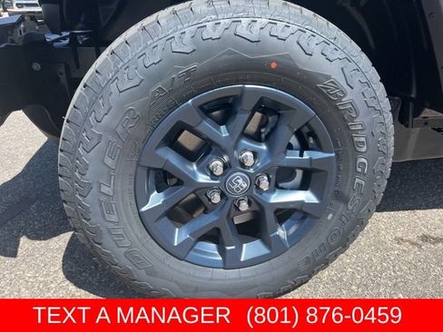 New 2026 Jeep Gladiator Sport AWD/4WD image 9