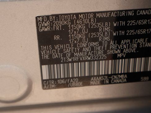 Used 2024 Toyota RAV4 XLE FWD image 41
