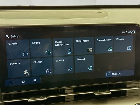 Used 2024 Hyundai Kona SE image 16