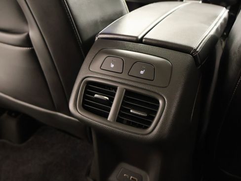 Used 2024 Buick Envision Avenir AWD/4WD image 16