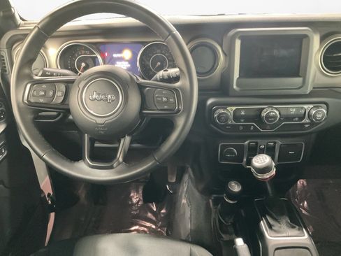 Used 2018 Jeep Wrangler Unlimited Sport S AWD/4WD image 10