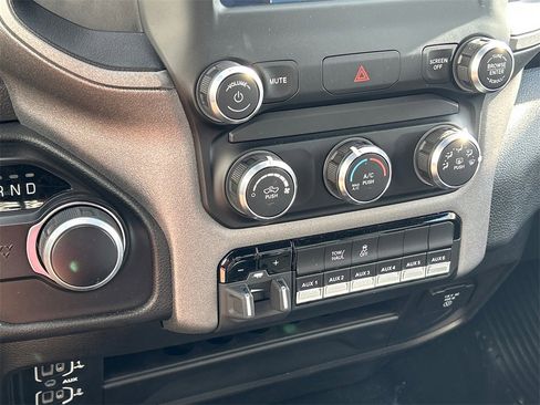 New 2024 RAM 3500 Tradesman w/ Chrome Appearance Group image 24