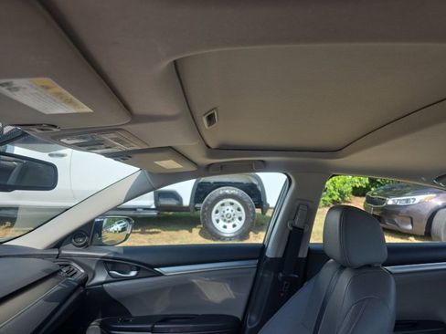 Used 2017 Honda Civic EX-L image 27