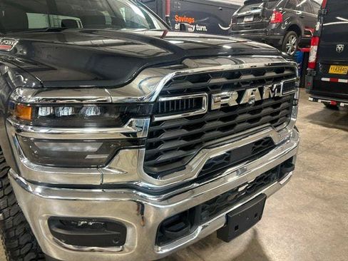 Certified 2026 RAM 2500 Big Horn AWD/4WD image 2