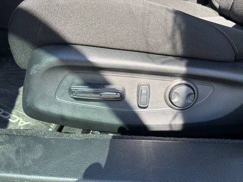Used 2025 Honda Accord Sport image 10