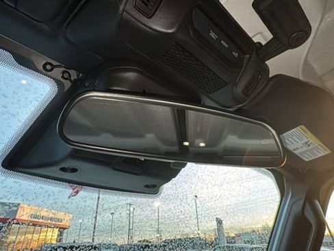 Used 2025 Jeep Wrangler Unlimited Sahara w/ Safety Group AWD/4WD image 27