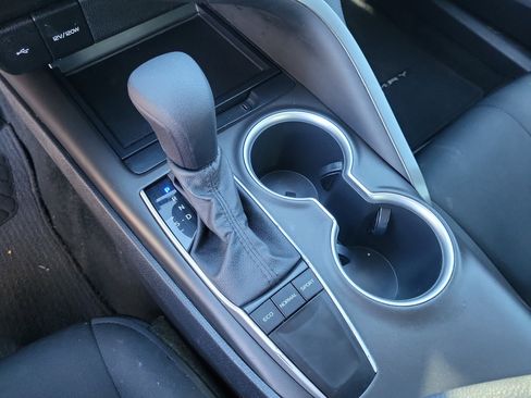 Used 2023 Toyota Camry LE image 18