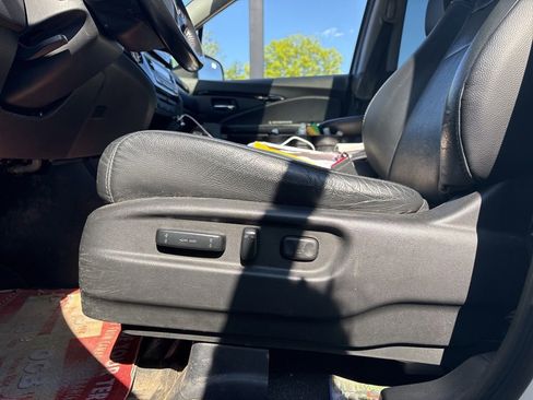 Used 2018 Honda Pilot Touring image 16