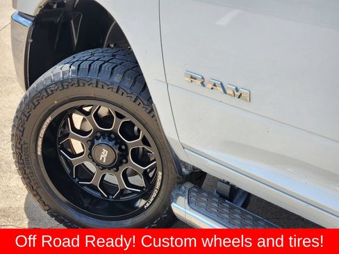 Used 2024 RAM 2500 Big Horn AWD/4WD image 17