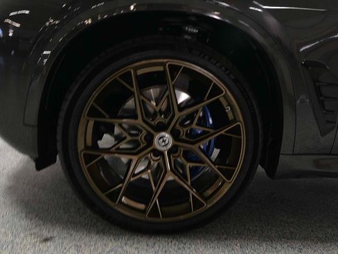 Used 2025 BMW X5 sDrive40i w/ M Sport Package image 5