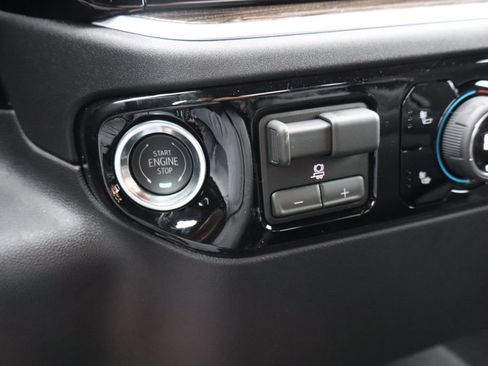 New 2026 Chevrolet Silverado 1500 LT AWD/4WD image 13