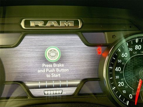 Used 2020 RAM 1500 Big Horn AWD/4WD image 3