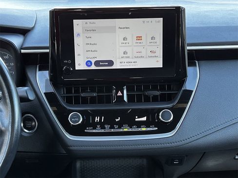 Used 2023 Toyota Corolla SE image 15