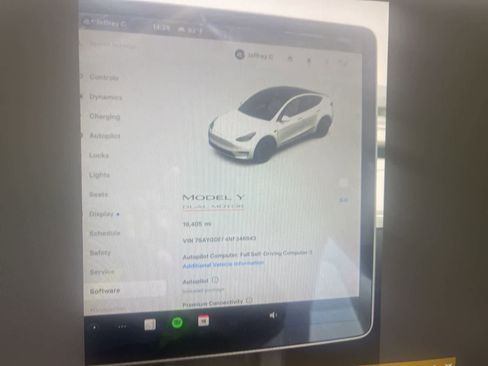 Used 2022 Tesla Model Y Performance AWD/4WD image 7