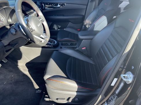 Used 2022 Kia Forte GT w/ GT2 Package image 8
