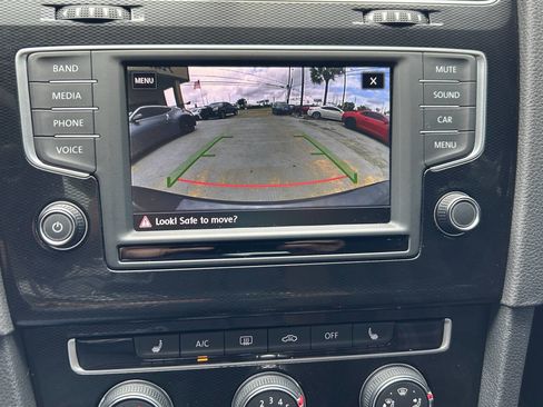 Used 2017 Volkswagen GTI S FWD image 12