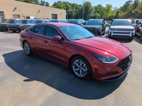 Used 2023 Hyundai Sonata SEL FWD image 1