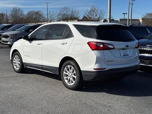 Used 2019 Chevrolet Equinox LS image 5